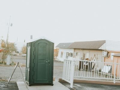 Professional portable toilet for construction services in East Los Angeles